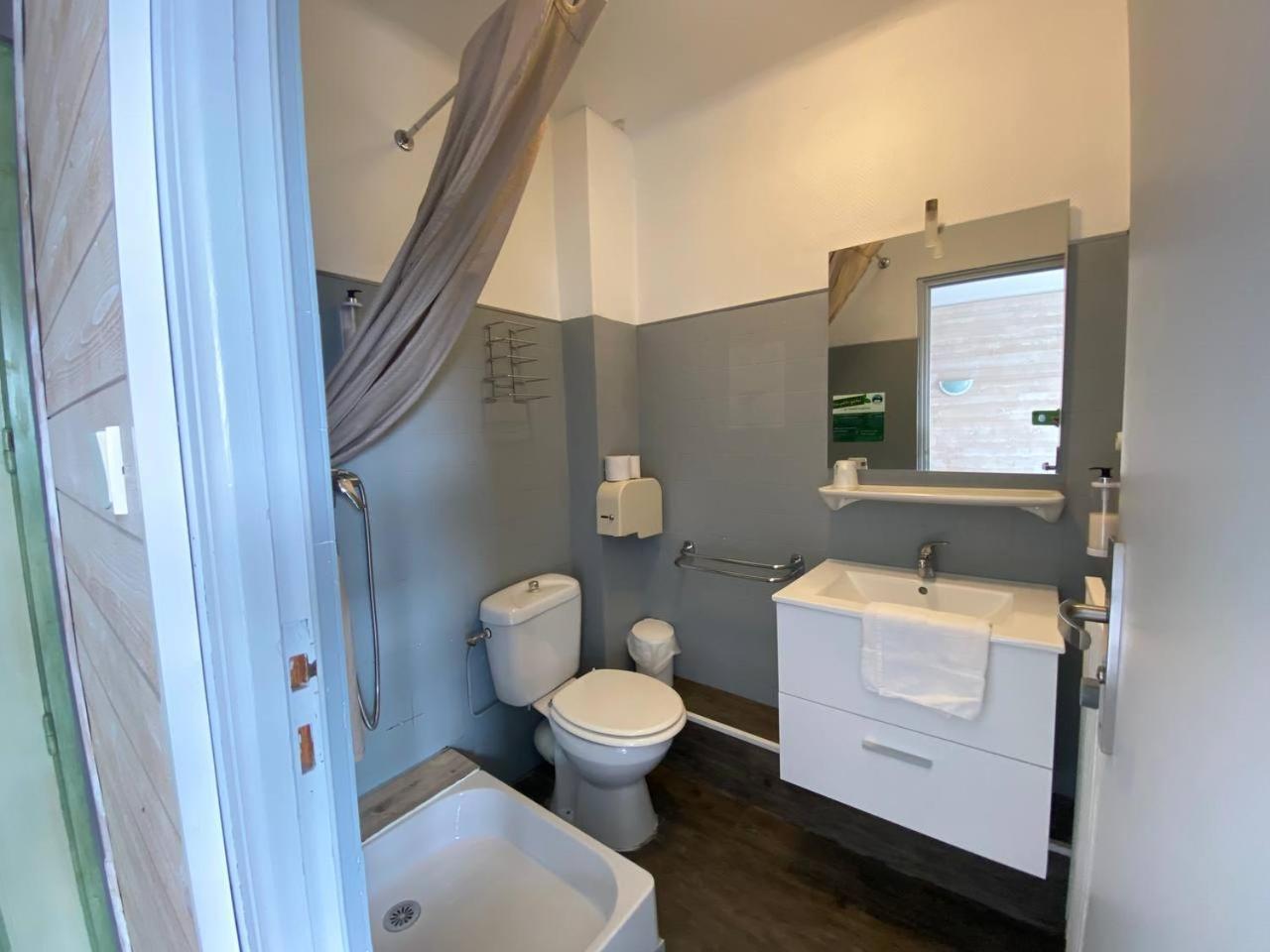 L'oustalet Hotel 2*